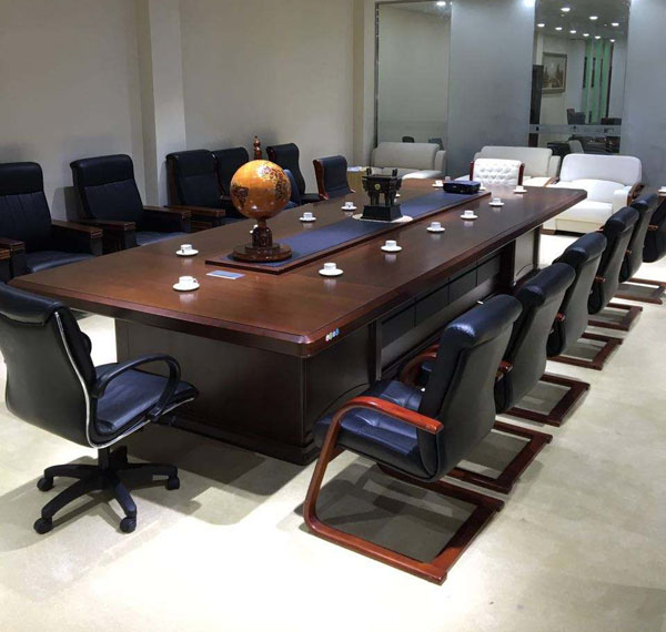 不同材質(zhì)與種類(lèi)的辦公家具如何養(yǎng)護(hù)？